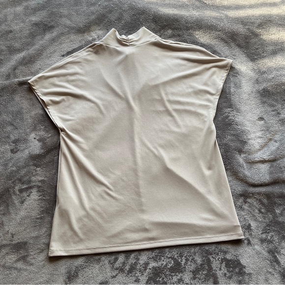 H&M | Blouse - Picture 3 of 4